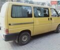 Жовтий Фольксваген Transporter, об'ємом двигуна 1.9 л та пробігом 250 тис. км за 4800 $, фото 2 на Automoto.ua