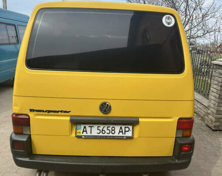 Желтый Фольксваген Transporter, объемом двигателя 1.9 л и пробегом 320 тыс. км за 5300 $, фото 8 на Automoto.ua