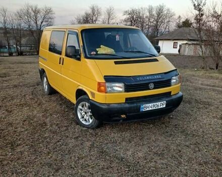 Желтый Фольксваген Transporter, объемом двигателя 1.9 л и пробегом 352 тыс. км за 5500 $, фото 2 на Automoto.ua
