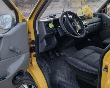 Желтый Фольксваген Transporter, объемом двигателя 1.9 л и пробегом 352 тыс. км за 5500 $, фото 9 на Automoto.ua