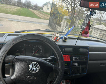 Желтый Фольксваген Transporter, объемом двигателя 1.9 л и пробегом 320 тыс. км за 5300 $, фото 6 на Automoto.ua