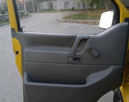 Жовтий Фольксваген Transporter, об'ємом двигуна 1.9 л та пробігом 307 тис. км за 5700 $, фото 12 на Automoto.ua