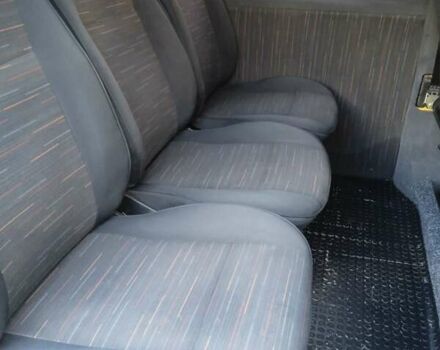 Жовтий Фольксваген Transporter, об'ємом двигуна 1.9 л та пробігом 307 тис. км за 5700 $, фото 10 на Automoto.ua