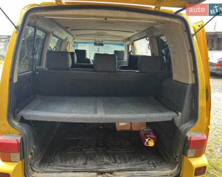 Жовтий Фольксваген Transporter, об'ємом двигуна 1.9 л та пробігом 495 тис. км за 5500 $, фото 6 на Automoto.ua