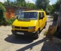 Жовтий Фольксваген Transporter, об'ємом двигуна 1.9 л та пробігом 274 тис. км за 4500 $, фото 1 на Automoto.ua