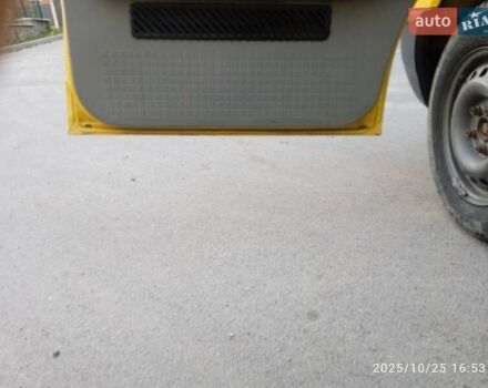 Жовтий Фольксваген Transporter, об'ємом двигуна 1.9 л та пробігом 307 тис. км за 5700 $, фото 15 на Automoto.ua