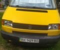 Желтый Фольксваген Transporter, объемом двигателя 1.9 л и пробегом 204 тыс. км за 6200 $, фото 1 на Automoto.ua