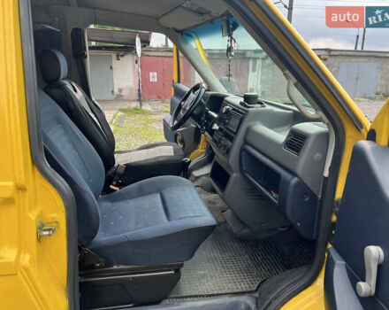 Жовтий Фольксваген Transporter, об'ємом двигуна 1.9 л та пробігом 495 тис. км за 5500 $, фото 5 на Automoto.ua