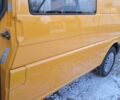 Желтый Фольксваген Transporter, объемом двигателя 2.5 л и пробегом 370 тыс. км за 5900 $, фото 14 на Automoto.ua
