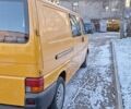 Желтый Фольксваген Transporter, объемом двигателя 2.5 л и пробегом 370 тыс. км за 5900 $, фото 9 на Automoto.ua