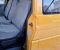 Желтый Фольксваген Transporter, объемом двигателя 2.5 л и пробегом 370 тыс. км за 5900 $, фото 40 на Automoto.ua