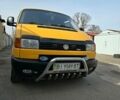 Желтый Фольксваген Transporter, объемом двигателя 2.5 л и пробегом 300 тыс. км за 6500 $, фото 1 на Automoto.ua