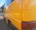 Желтый Фольксваген Transporter, объемом двигателя 2.5 л и пробегом 270 тыс. км за 8800 $, фото 8 на Automoto.ua