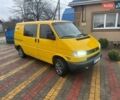 Жовтий Фольксваген Transporter, об'ємом двигуна 2.46 л та пробігом 321 тис. км за 5950 $, фото 2 на Automoto.ua