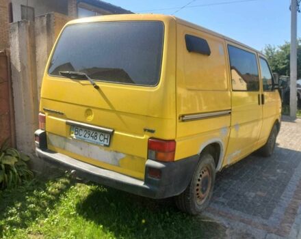 Желтый Фольксваген Transporter, объемом двигателя 2.5 л и пробегом 271 тыс. км за 4400 $, фото 2 на Automoto.ua