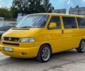 Желтый Фольксваген Transporter, объемом двигателя 2.5 л и пробегом 235 тыс. км за 2850 $, фото 1 на Automoto.ua
