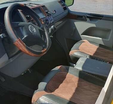 Желтый Фольксваген Transporter, объемом двигателя 1.9 л и пробегом 260 тыс. км за 8250 $, фото 6 на Automoto.ua