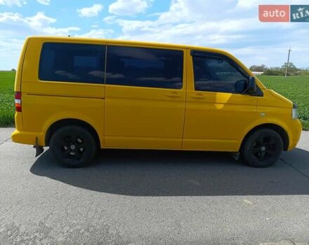 Желтый Фольксваген Transporter, объемом двигателя 1.9 л и пробегом 316 тыс. км за 10000 $, фото 7 на Automoto.ua