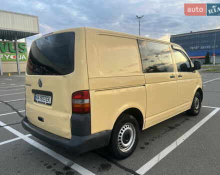 Желтый Фольксваген Transporter, объемом двигателя 2 л и пробегом 190 тыс. км за 7700 $, фото 4 на Automoto.ua