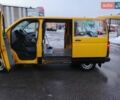 Жовтий Фольксваген Transporter, об'ємом двигуна 1.9 л та пробігом 190 тис. км за 5000 $, фото 1 на Automoto.ua
