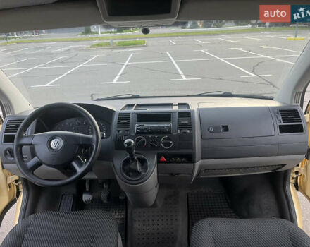 Желтый Фольксваген Transporter, объемом двигателя 2 л и пробегом 190 тыс. км за 7700 $, фото 9 на Automoto.ua