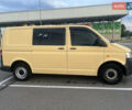 Желтый Фольксваген Transporter, объемом двигателя 2 л и пробегом 190 тыс. км за 7700 $, фото 3 на Automoto.ua