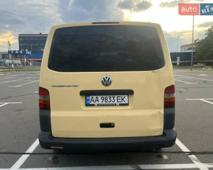 Желтый Фольксваген Transporter, объемом двигателя 2 л и пробегом 190 тыс. км за 7700 $, фото 7 на Automoto.ua
