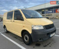 Желтый Фольксваген Transporter, объемом двигателя 2 л и пробегом 190 тыс. км за 7700 $, фото 1 на Automoto.ua