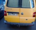 Желтый Фольксваген Transporter, объемом двигателя 1.9 л и пробегом 470 тыс. км за 6800 $, фото 1 на Automoto.ua