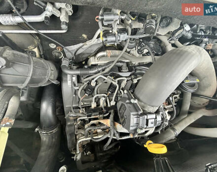 Жовтий Фольксваген Transporter, об'ємом двигуна 2 л та пробігом 160 тис. км за 12241 $, фото 9 на Automoto.ua