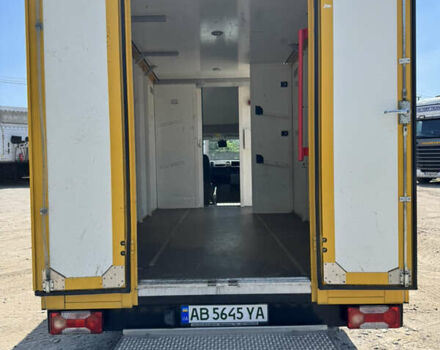 Желтый Фольксваген Transporter, объемом двигателя 0 л и пробегом 27 тыс. км за 11000 $, фото 3 на Automoto.ua