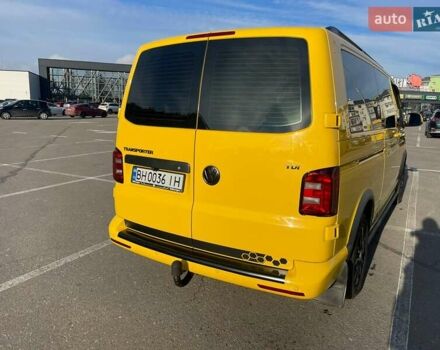 Жовтий Фольксваген Transporter, об'ємом двигуна 2 л та пробігом 250 тис. км за 20500 $, фото 1 на Automoto.ua