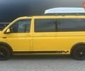 Жовтий Фольксваген Transporter, об'ємом двигуна 2 л та пробігом 250 тис. км за 20500 $, фото 2 на Automoto.ua