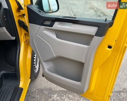 Желтый Фольксваген Transporter, объемом двигателя 2 л и пробегом 228 тыс. км за 21990 $, фото 21 на Automoto.ua