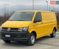 Желтый Фольксваген Transporter, объемом двигателя 2 л и пробегом 228 тыс. км за 21990 $, фото 1 на Automoto.ua