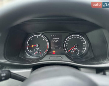 Желтый Фольксваген Transporter, объемом двигателя 2 л и пробегом 126 тыс. км за 19999 $, фото 21 на Automoto.ua