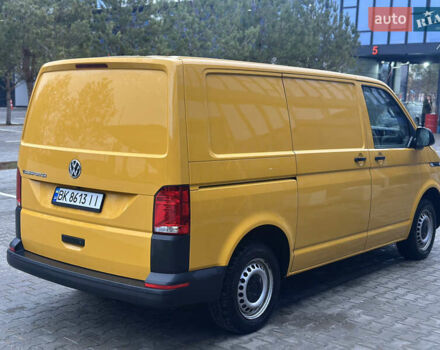 Желтый Фольксваген Transporter, объемом двигателя 2 л и пробегом 126 тыс. км за 19999 $, фото 8 на Automoto.ua