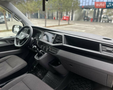 Желтый Фольксваген Transporter, объемом двигателя 2 л и пробегом 126 тыс. км за 19999 $, фото 17 на Automoto.ua