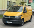 Желтый Фольксваген Transporter, объемом двигателя 2 л и пробегом 126 тыс. км за 17800 $, фото 1 на Automoto.ua