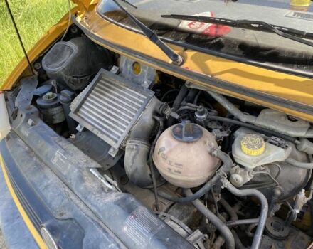 Желтый Фольксваген Transporter, объемом двигателя 2.5 л и пробегом 494 тыс. км за 4900 $, фото 10 на Automoto.ua