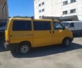 Желтый Фольксваген Transporter, объемом двигателя 1.9 л и пробегом 320 тыс. км за 3500 $, фото 1 на Automoto.ua