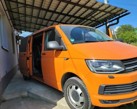 Жовтий Фольксваген Transporter, об'ємом двигуна 2 л та пробігом 210 тис. км за 23500 $, фото 1 на Automoto.ua