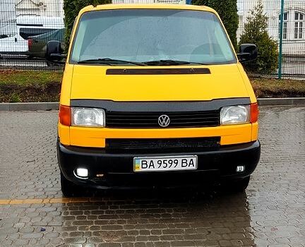 Желтый Фольксваген Transporter, объемом двигателя 1.9 л и пробегом 360 тыс. км за 5200 $, фото 11 на Automoto.ua
