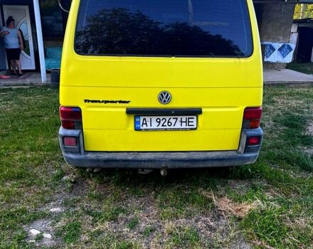 Желтый Фольксваген Transporter, объемом двигателя 1.9 л и пробегом 300 тыс. км за 4500 $, фото 5 на Automoto.ua