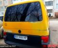 Желтый Фольксваген Transporter, объемом двигателя 1.9 л и пробегом 260 тыс. км за 4500 $, фото 2 на Automoto.ua