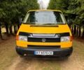 Желтый Фольксваген Transporter, объемом двигателя 1.9 л и пробегом 260 тыс. км за 5800 $, фото 1 на Automoto.ua