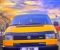 Желтый Фольксваген Transporter, объемом двигателя 25 л и пробегом 515 тыс. км за 6500 $, фото 1 на Automoto.ua