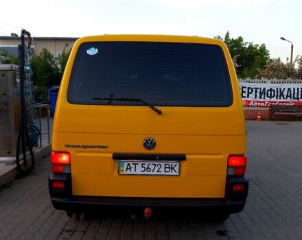 Жовтий Фольксваген Transporter, об'ємом двигуна 2.5 л та пробігом 236 тис. км за 7500 $, фото 3 на Automoto.ua
