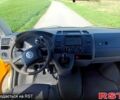 Желтый Фольксваген Transporter, объемом двигателя 1.9 л и пробегом 316 тыс. км за 10000 $, фото 1 на Automoto.ua