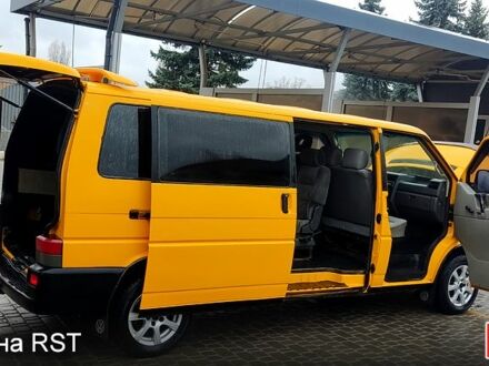 Фольксваген Transporter 1996 у Кропивницькому (Кіровограді) на Automoto.ua Жовтий Фольксваген Transporter, об'ємом двигуна 1.9 л та пробігом 360 тис. км за 5200 $, фото 1 на Automoto.ua